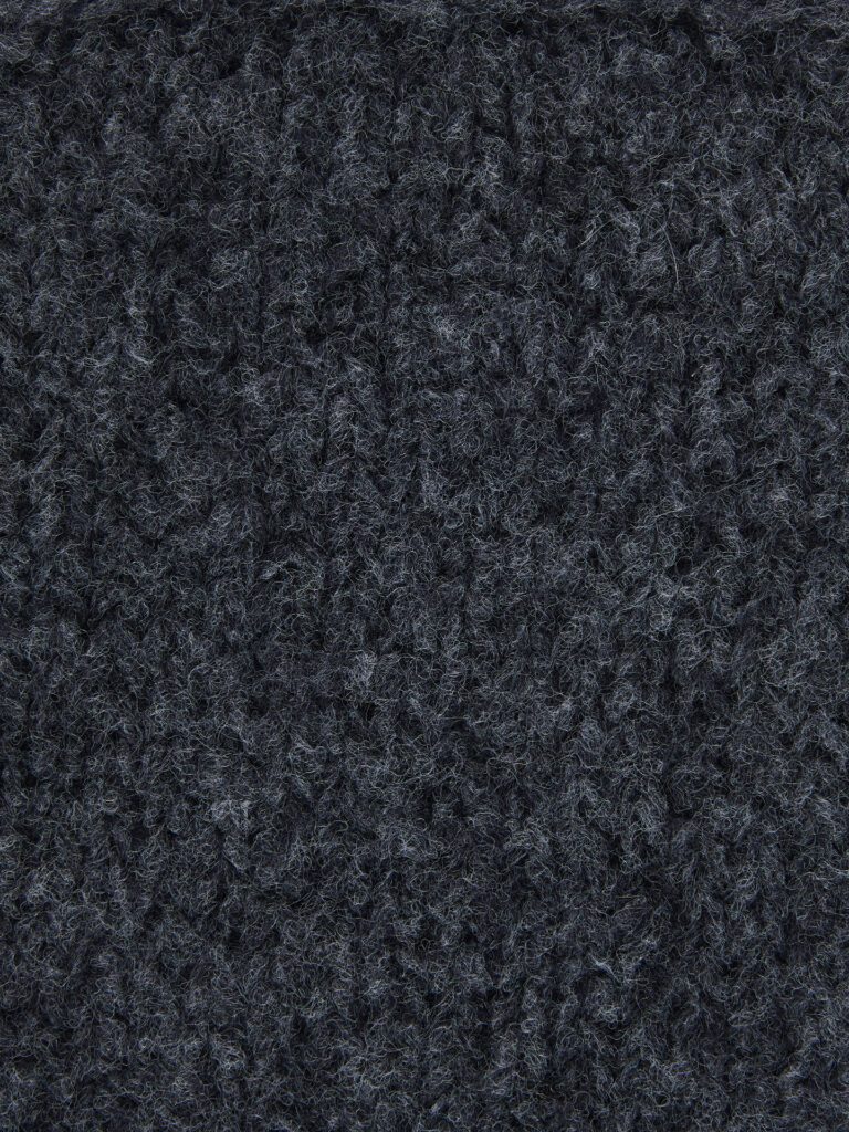 Amur AW24